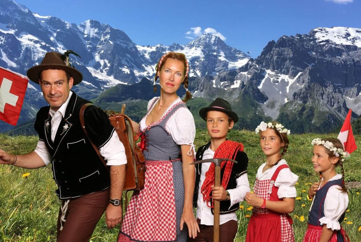Đặc điểm nổi bật của trang phục truyền thống nam giới Thụy Sĩ