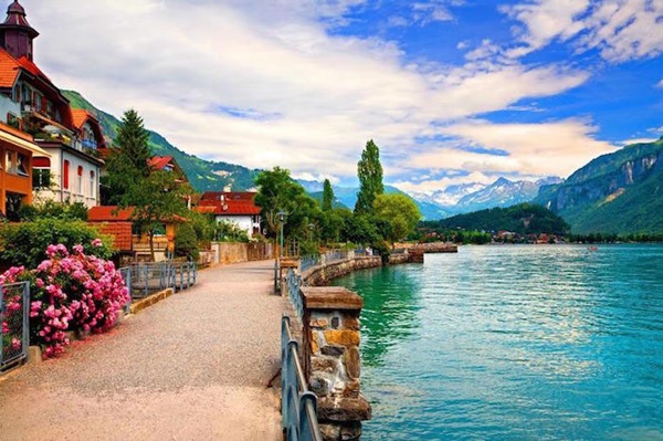 Montreux - Thành phố cổ tích giữa lòng Thụy Sĩ